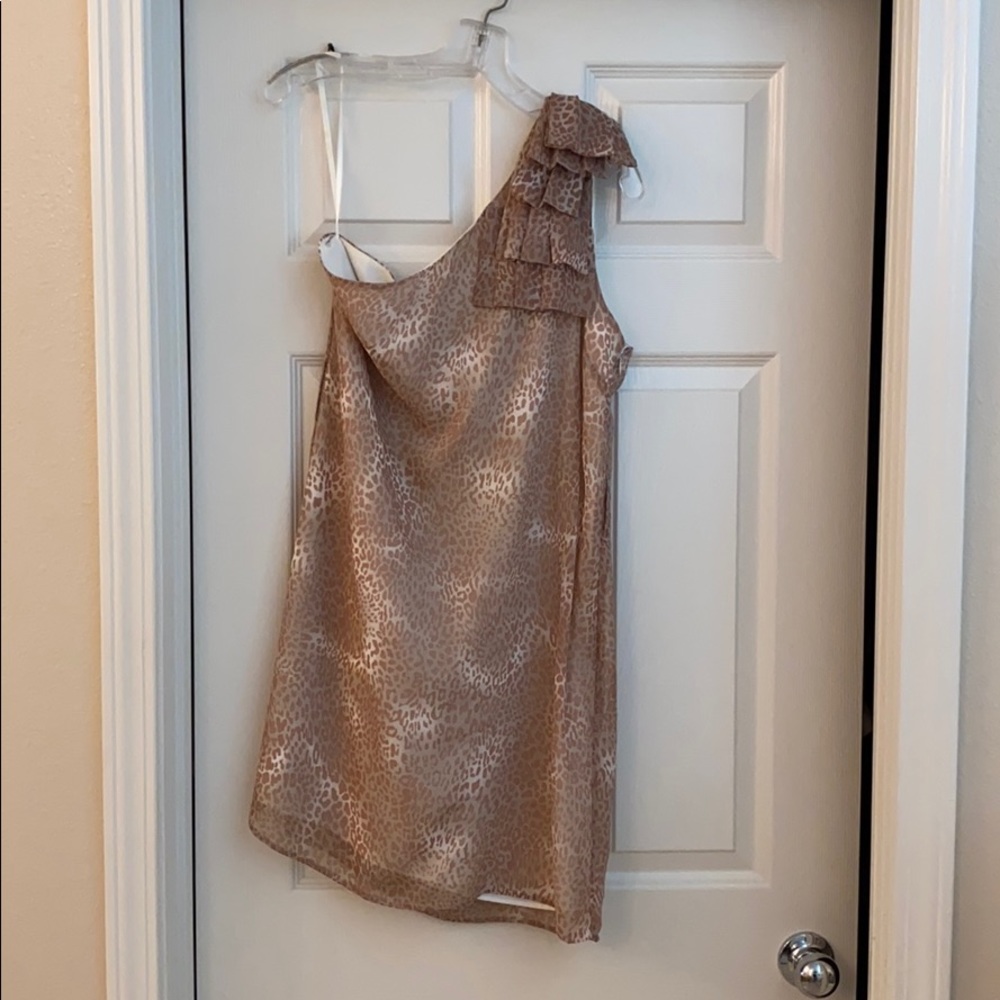 Walter baker dress size medium pink